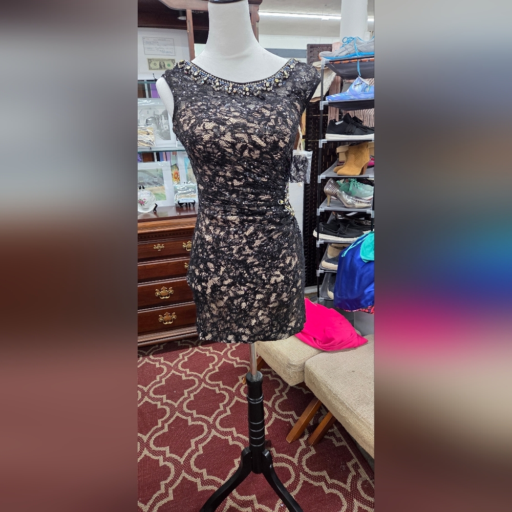 Mori Lee Black and Cream Lace Dress